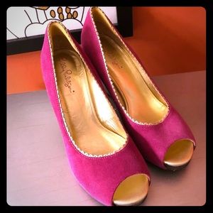 Lilly Pulitzer pink suede & gold trim wedge